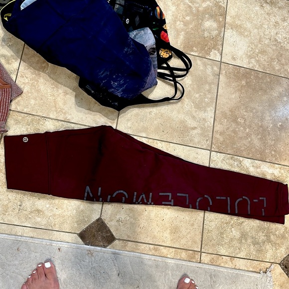 Lululemon leggings 4 - Picture 4 of 6